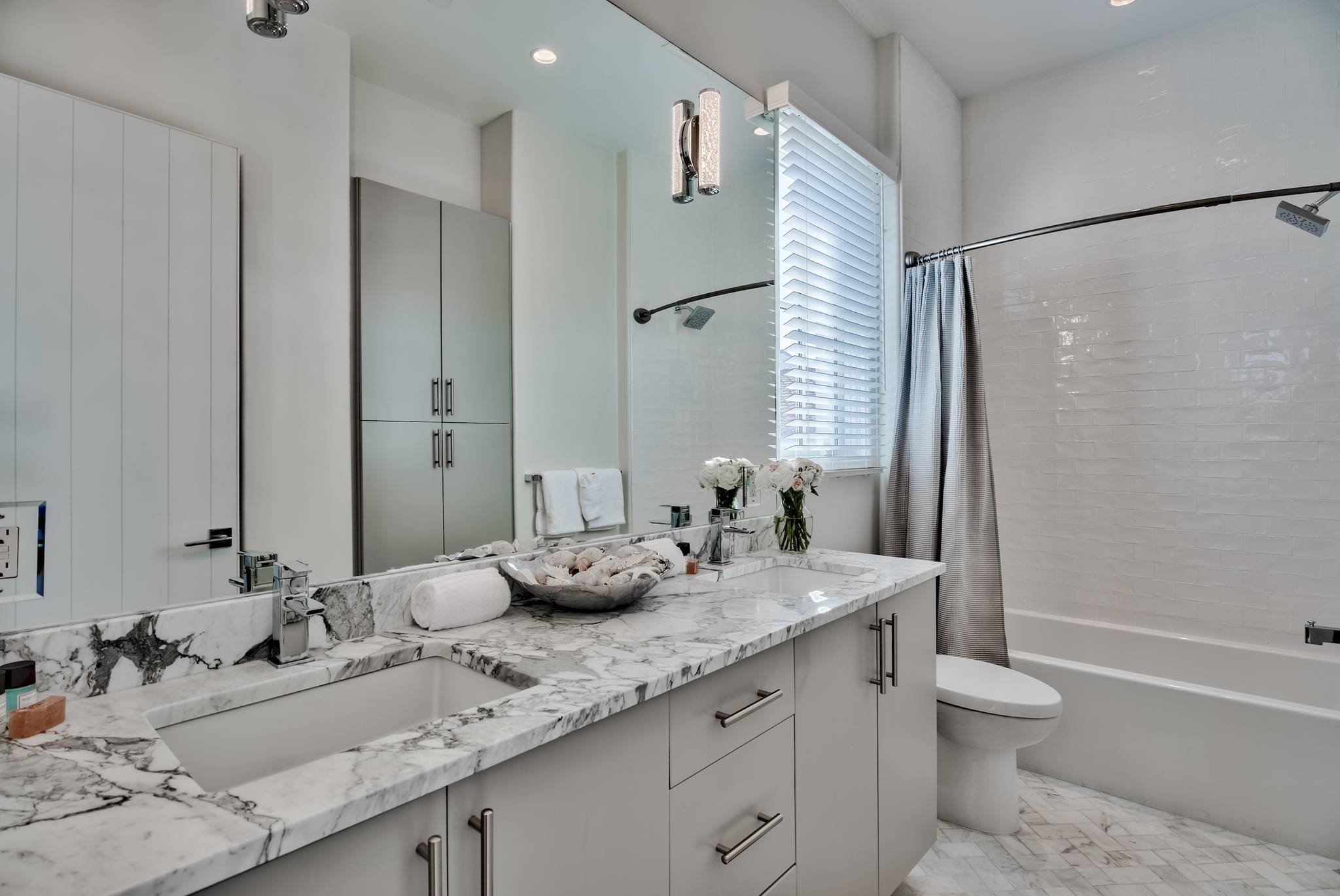 Seastar Manor - Image 30