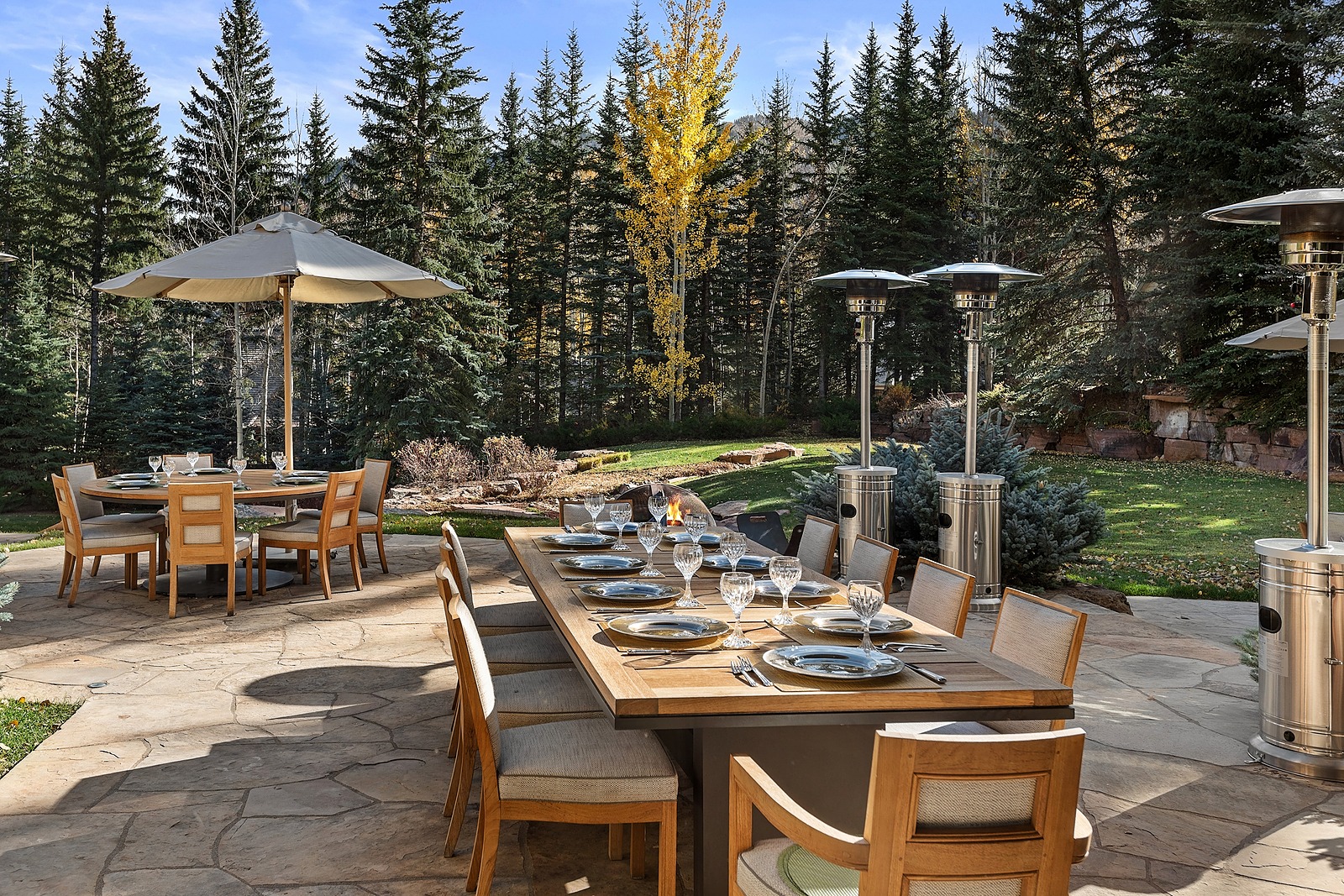 Roaring Manor - Image 20