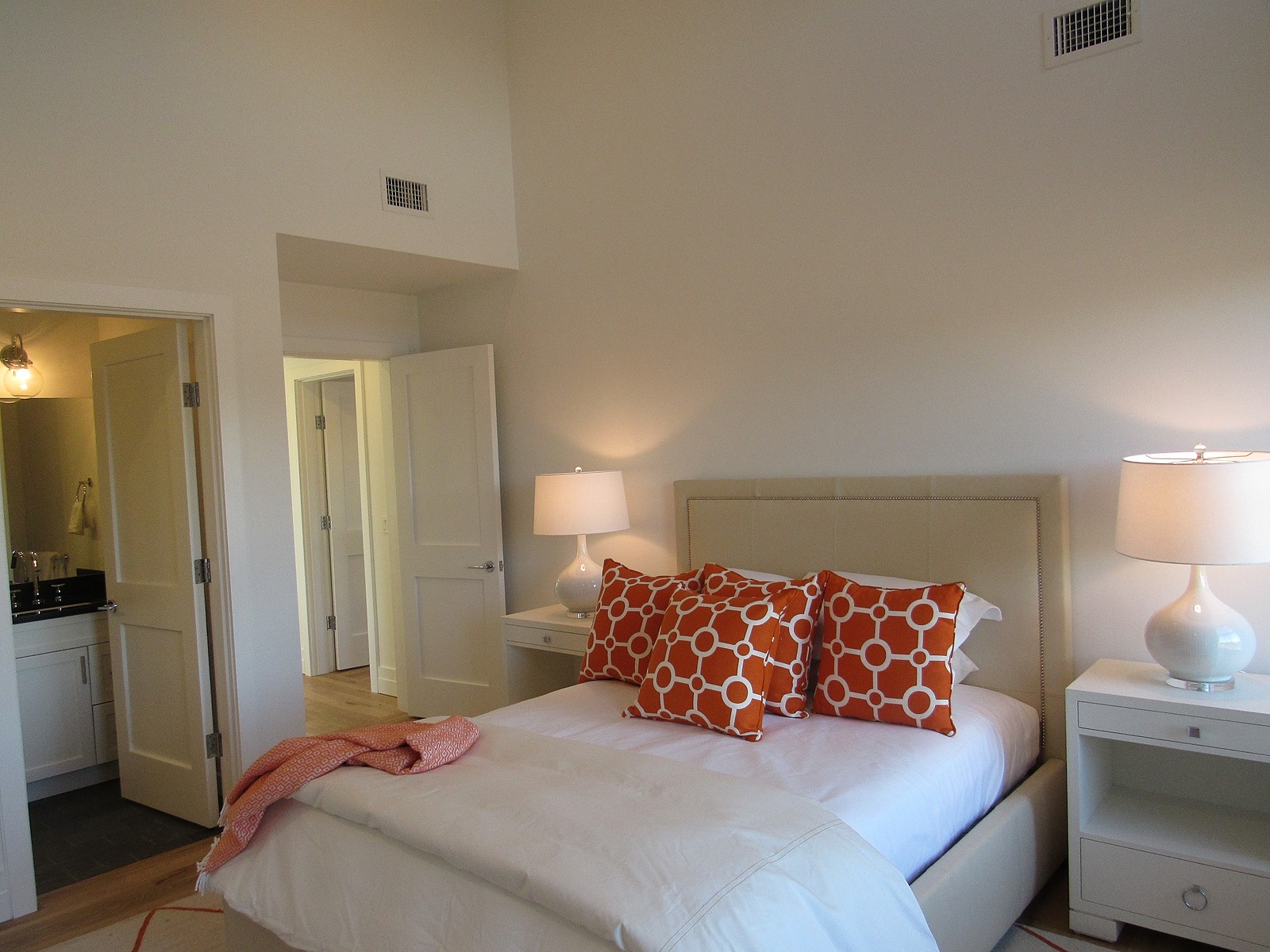 Ellen House - Image 9