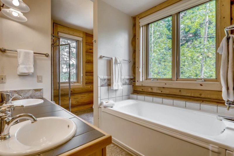 Meadows House - Image 14