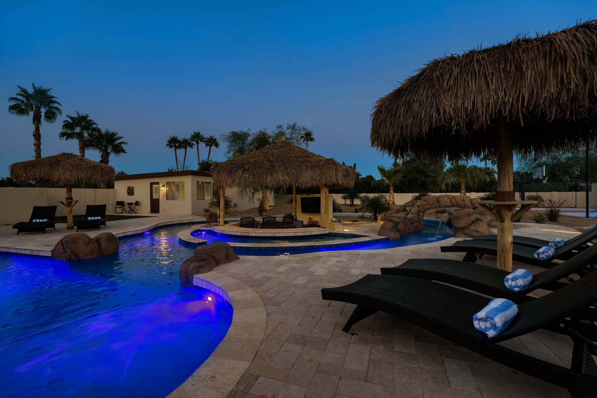 Sunrise Manor - Image 46