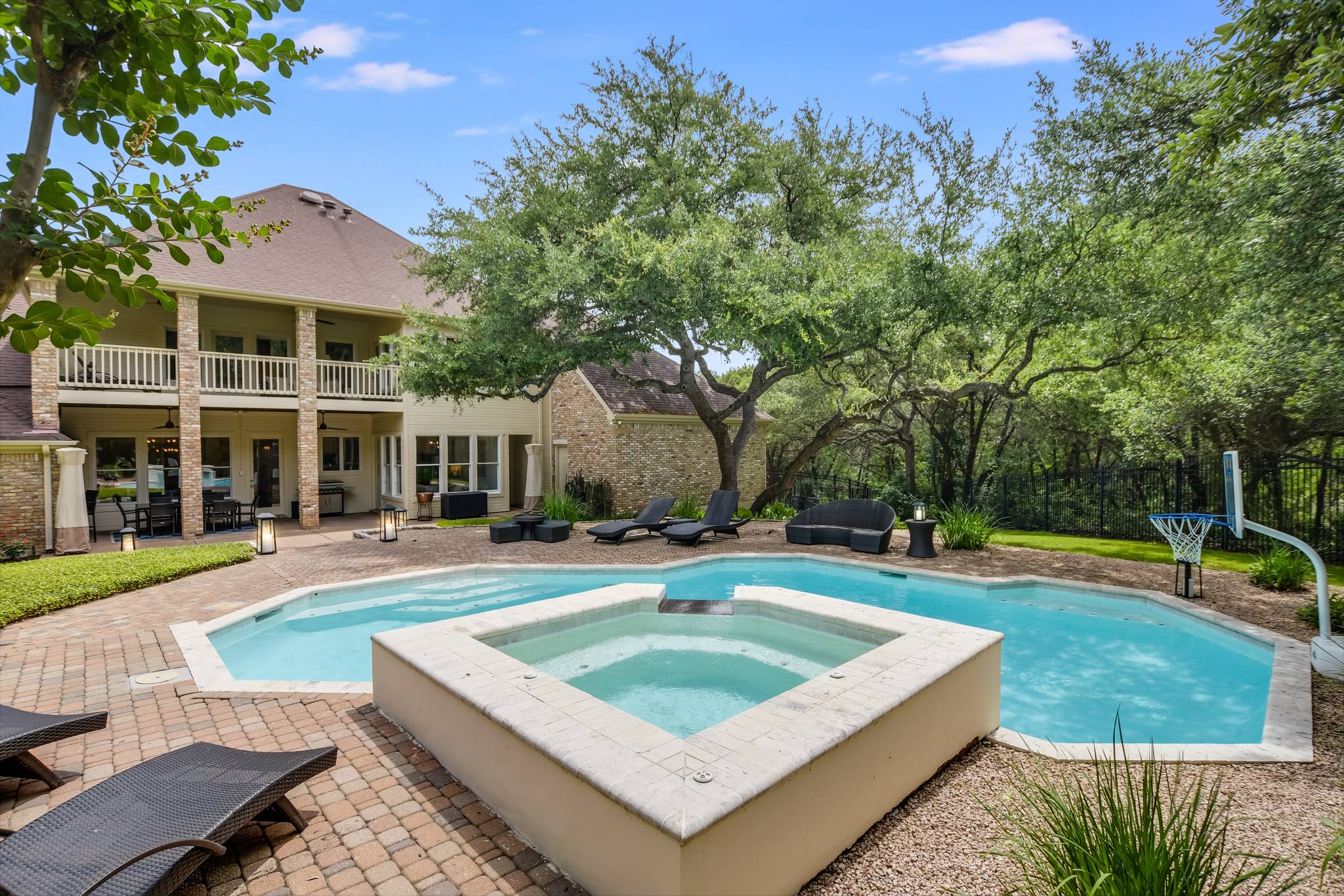 Canyon Maple House - Image 37