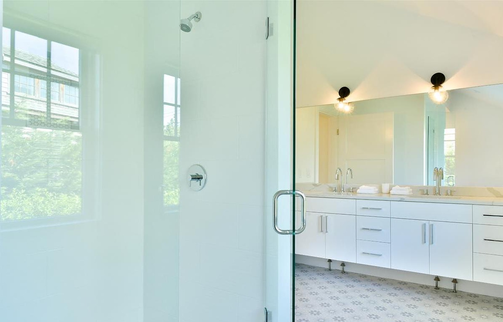 Surfside Villa - Image 14