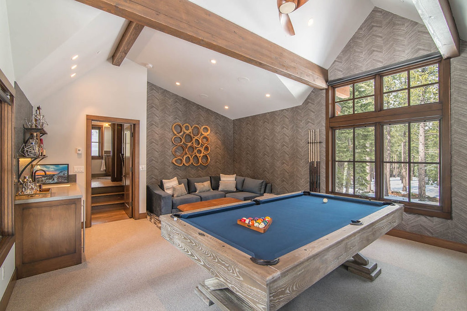 Pine House - Image 13