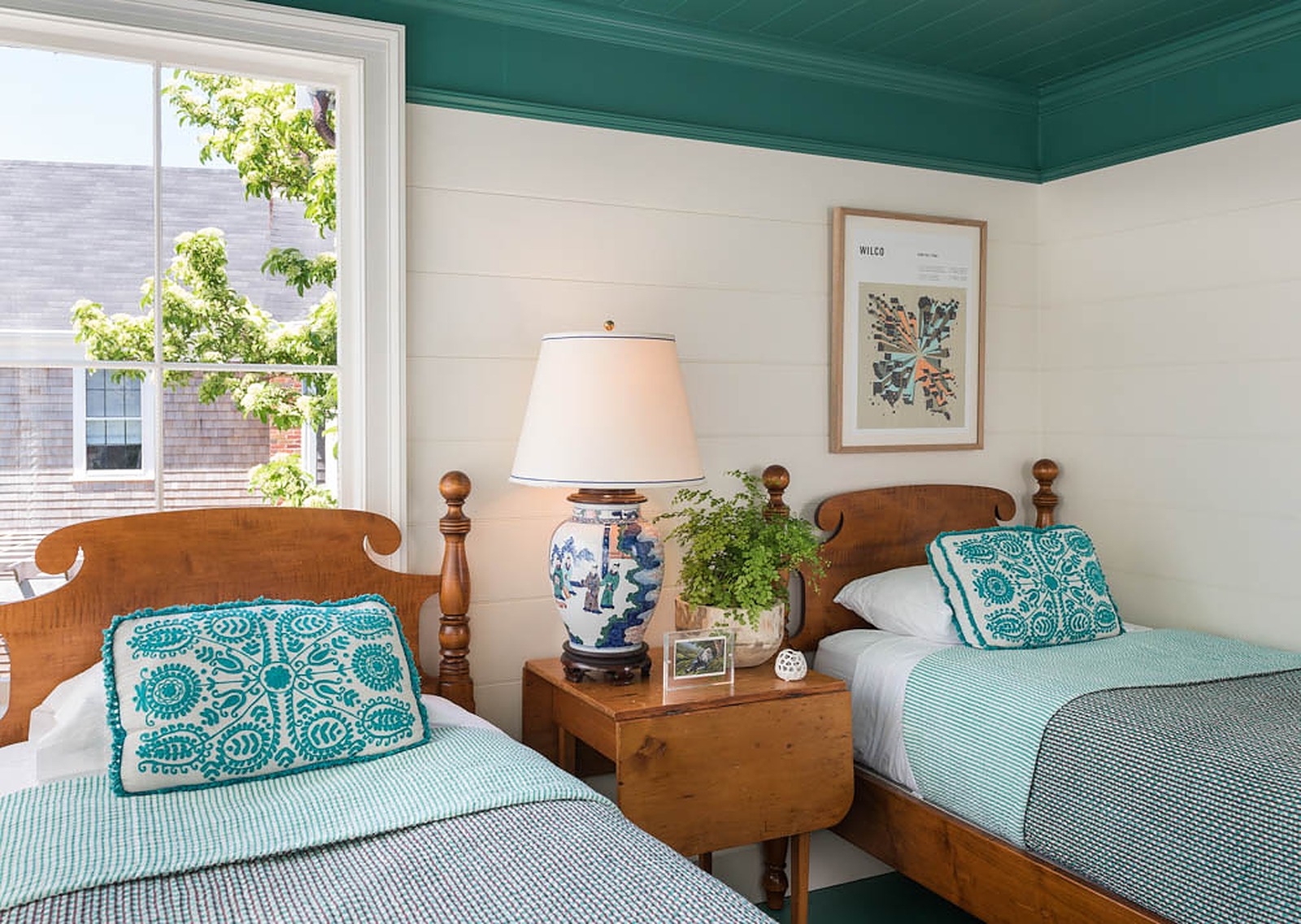 Winter House - Image 13