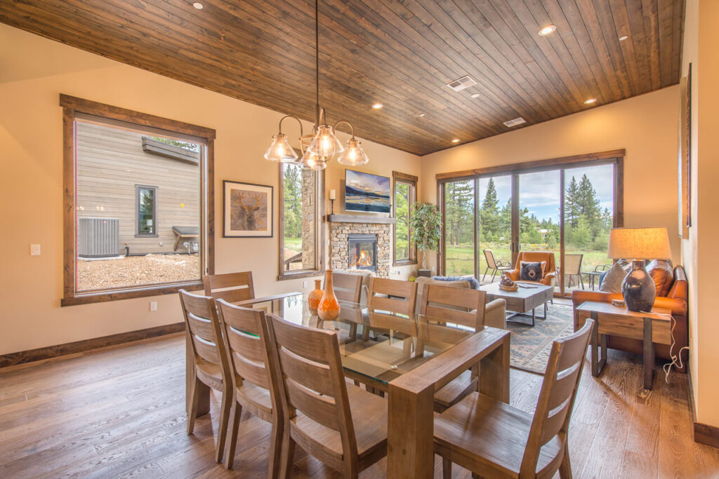 Mountain Hemlock Home - Image 6