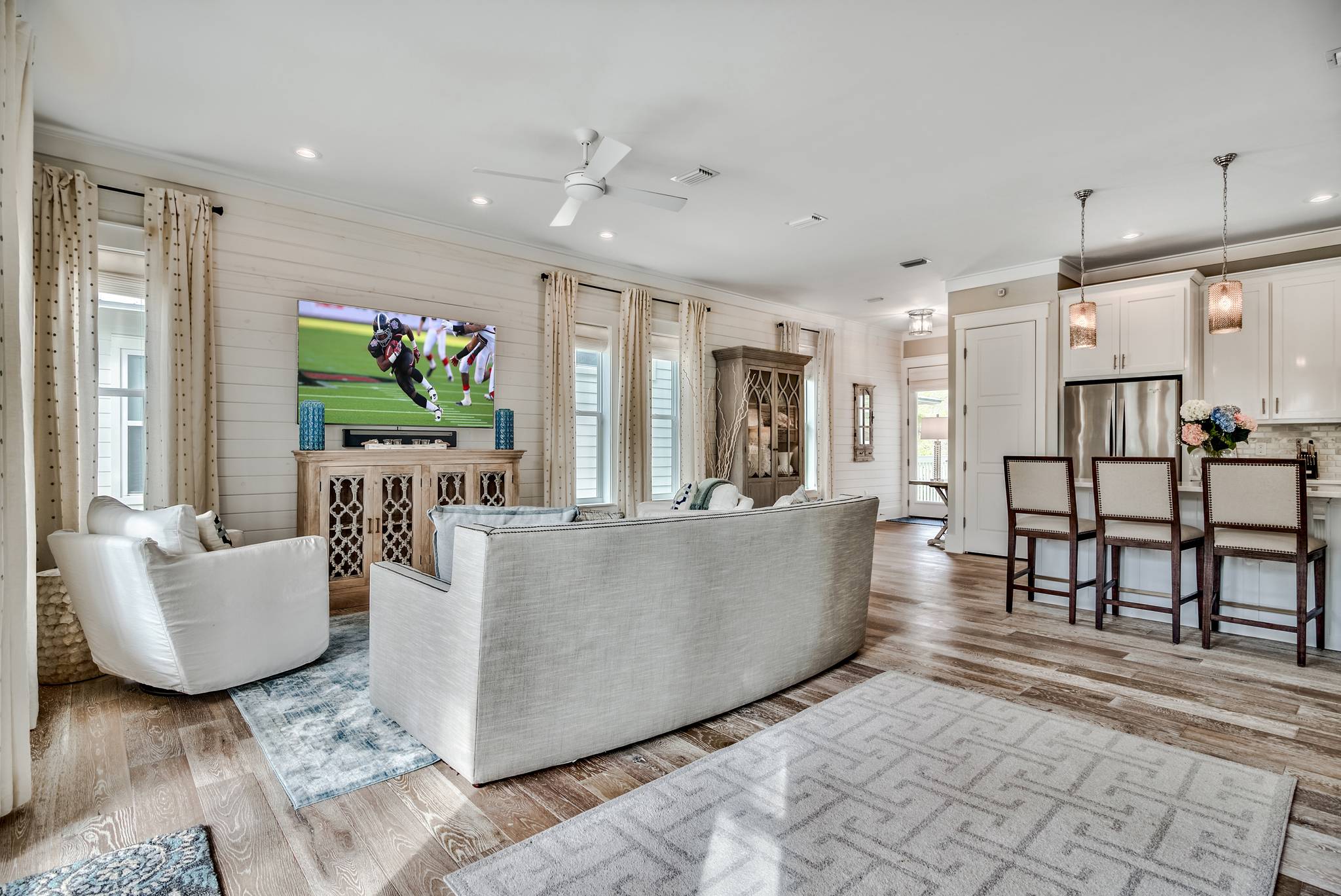 Blue Crab House - Image 6