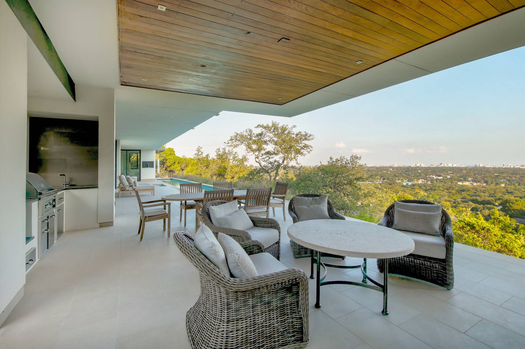 Leon Home - Image 37