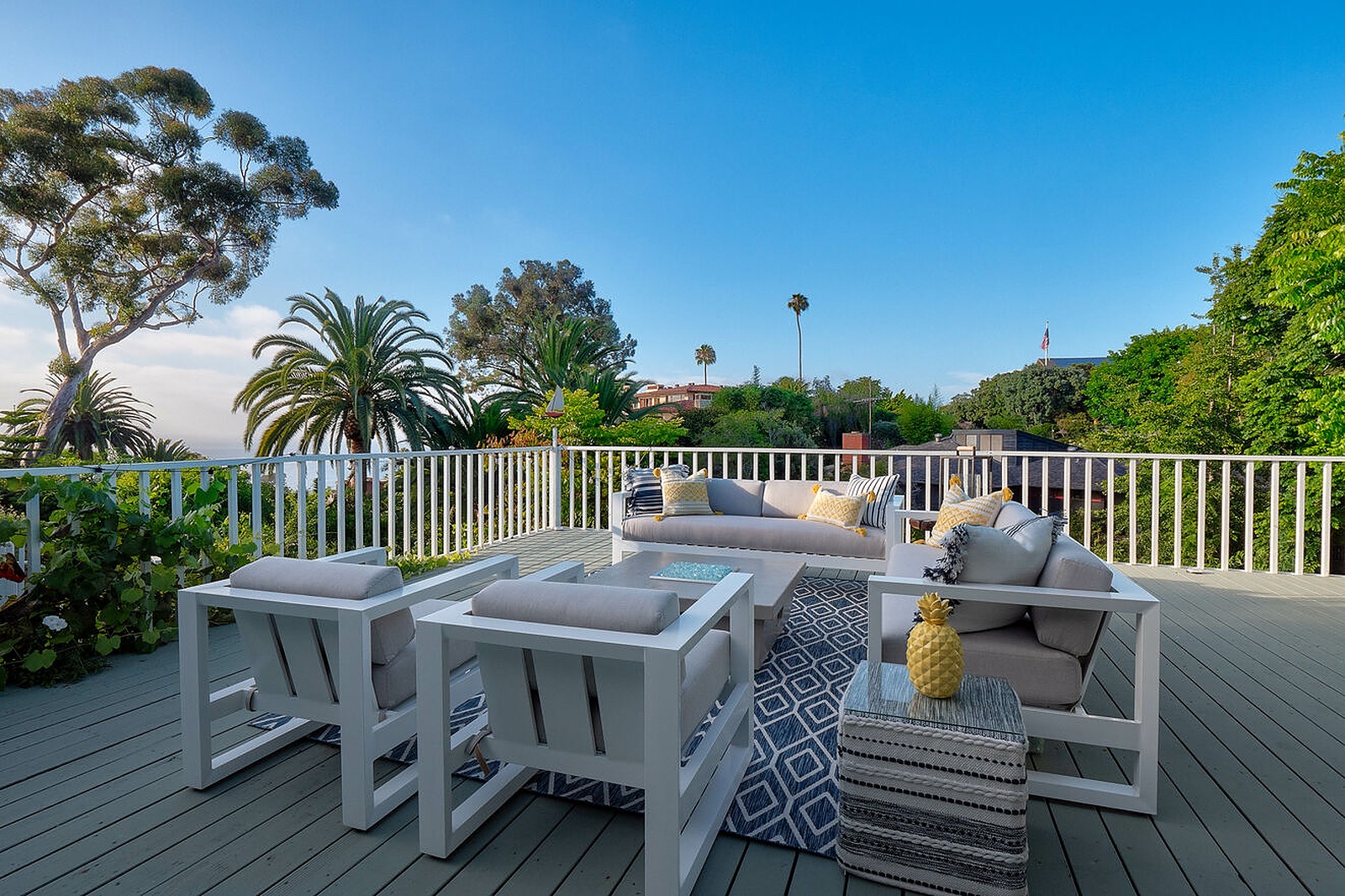 Field Villa - Image 10