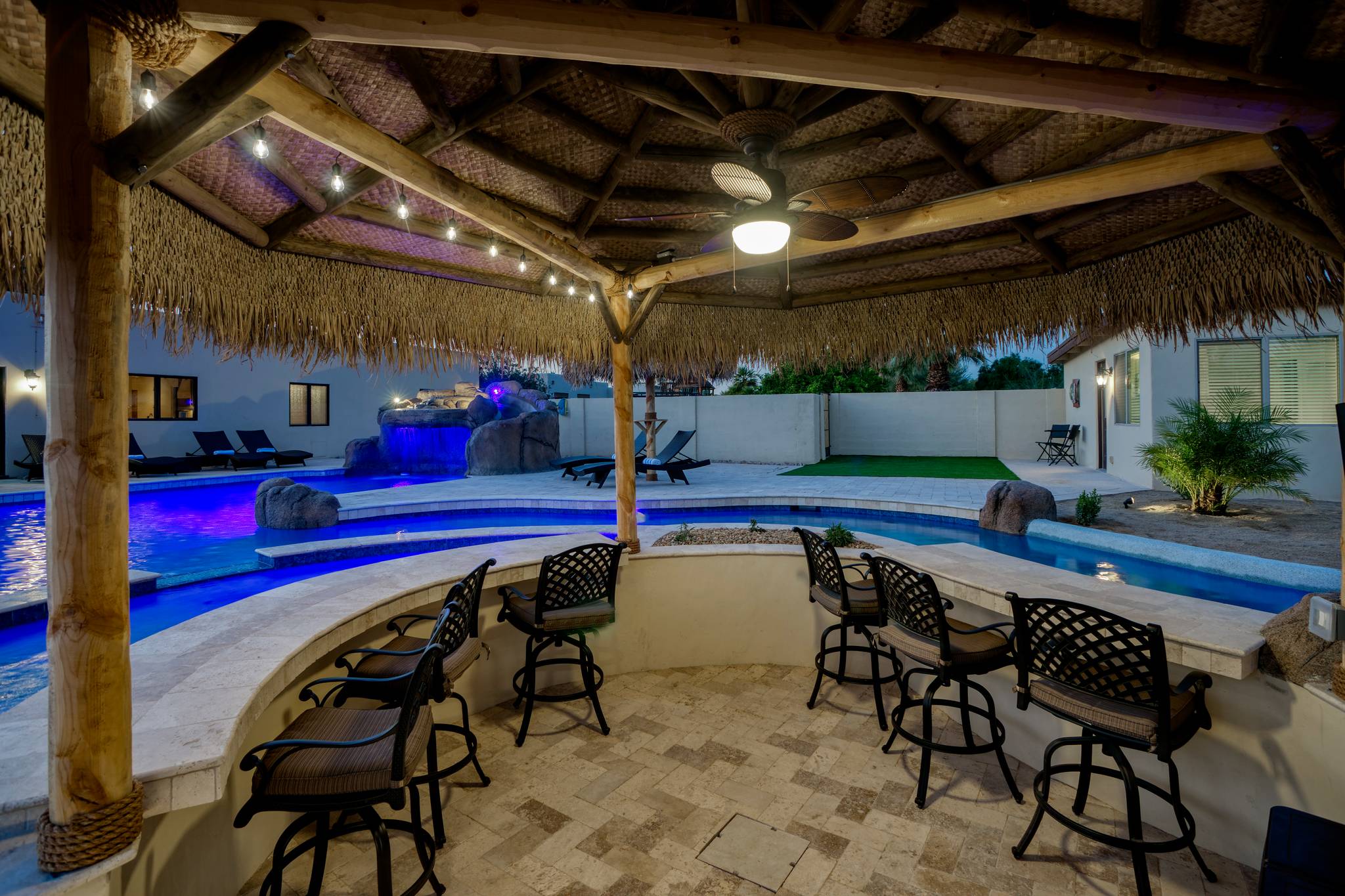 Sunrise Manor - Image 37