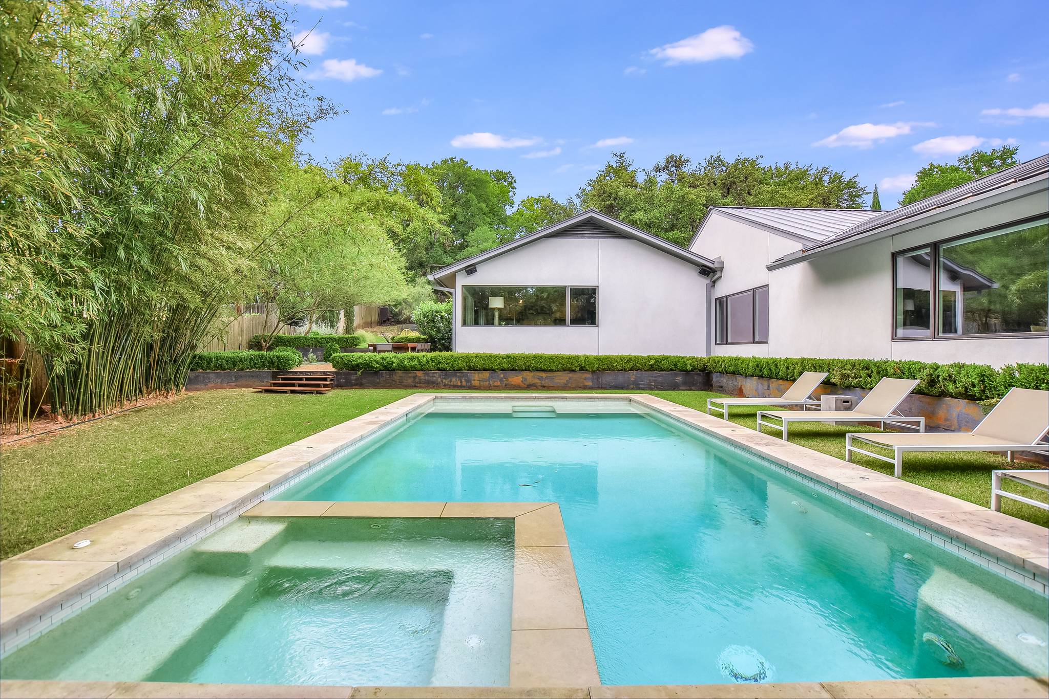 Mills Home - Image 31