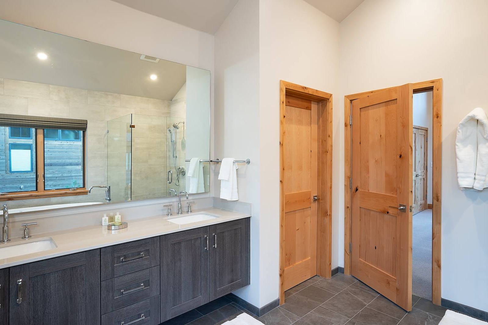 Sutter House - Image 22