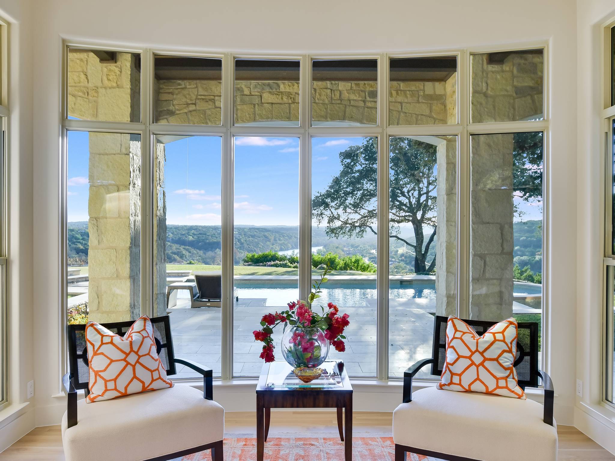 Red Cypress Home - Image 3