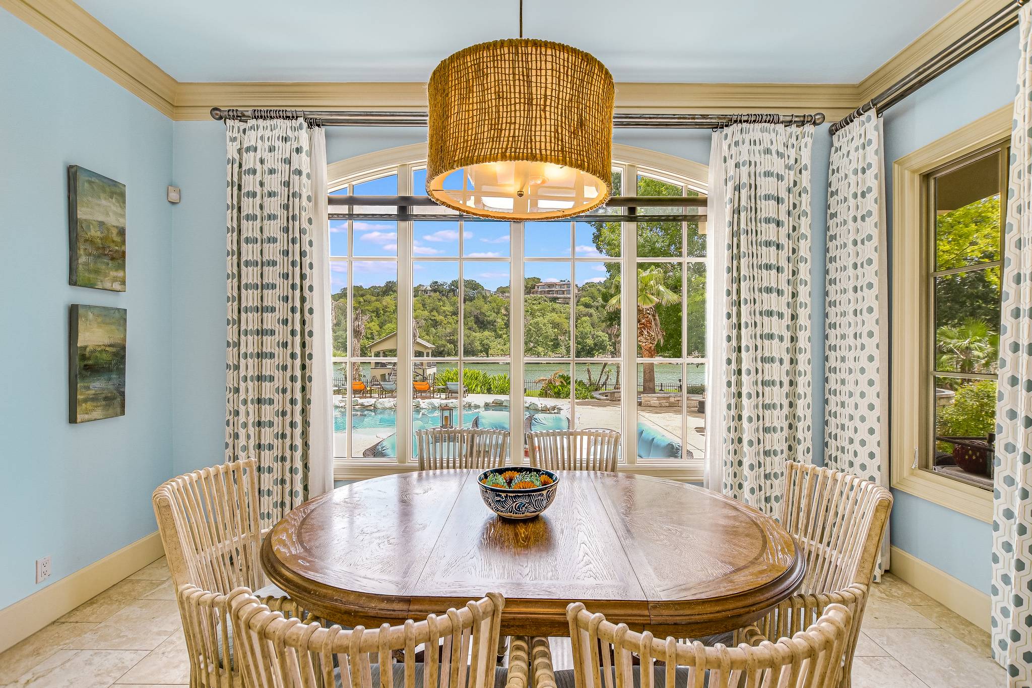 Janis Villa - Image 12