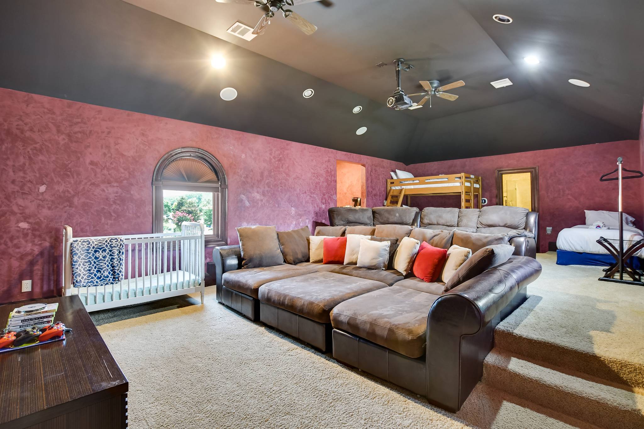 Catalpa Manor - Image 28