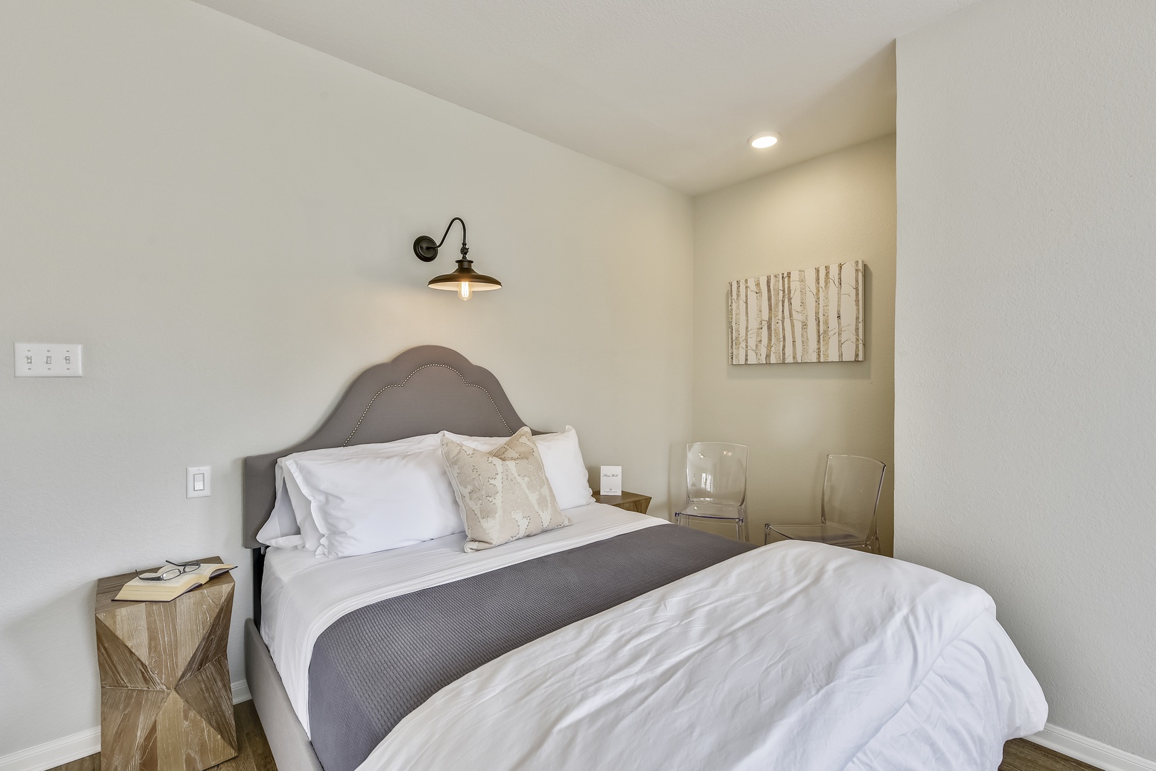 Sundown Manor - Image 36