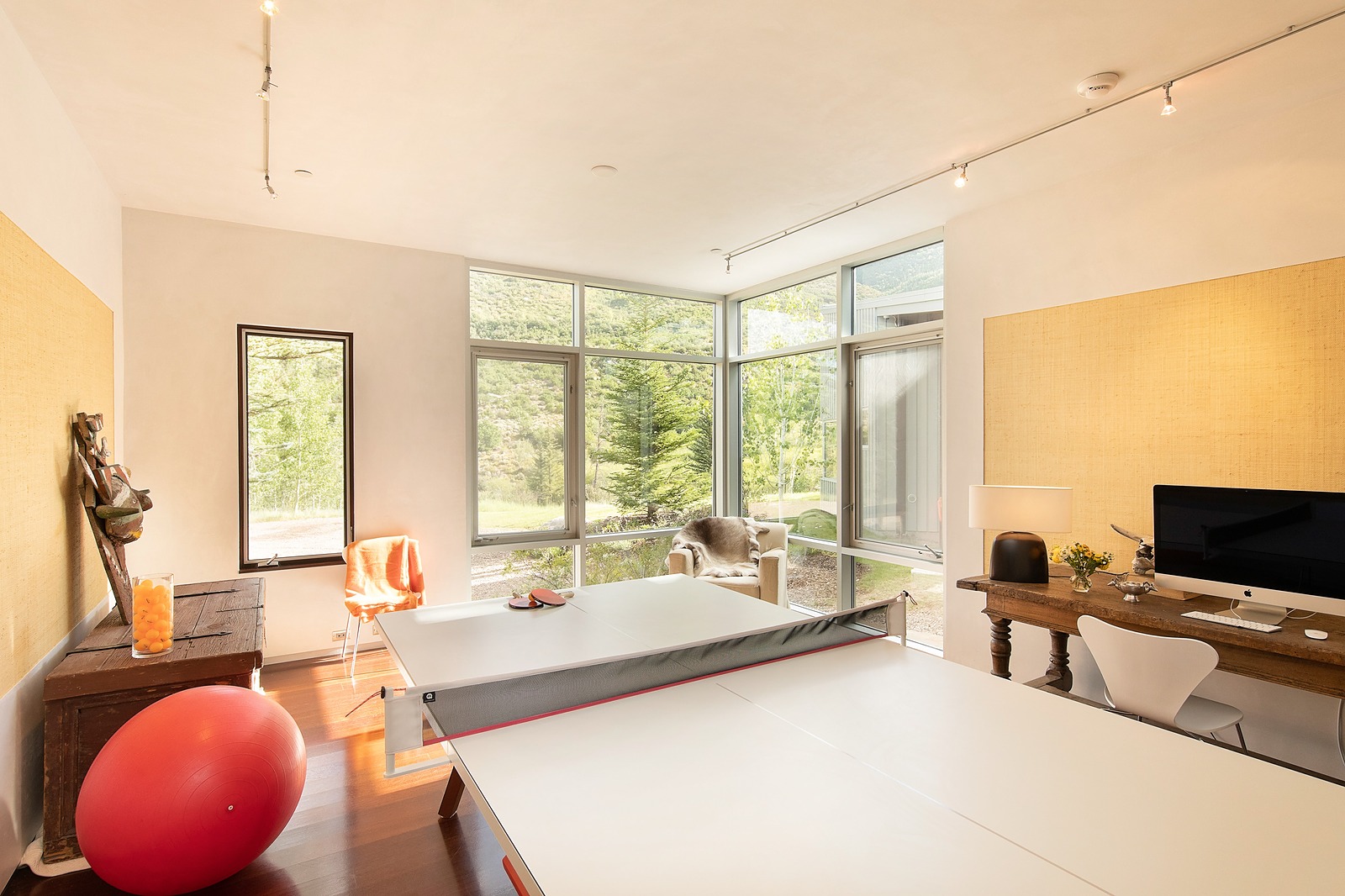 Nell Villa - Image 32