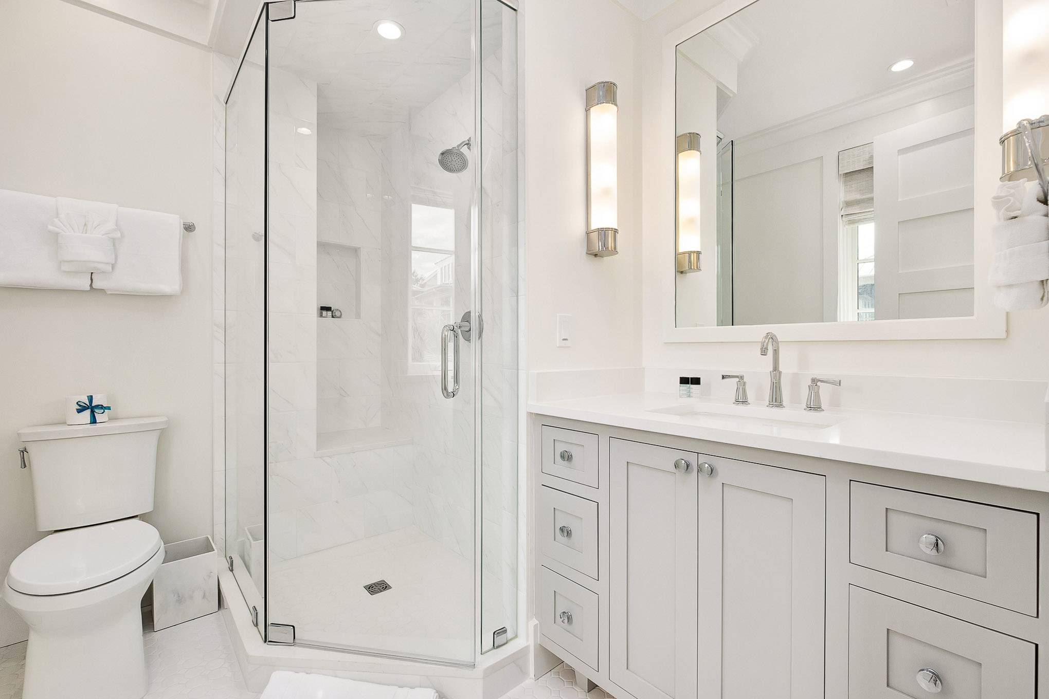 Blue Tang Home - Image 10