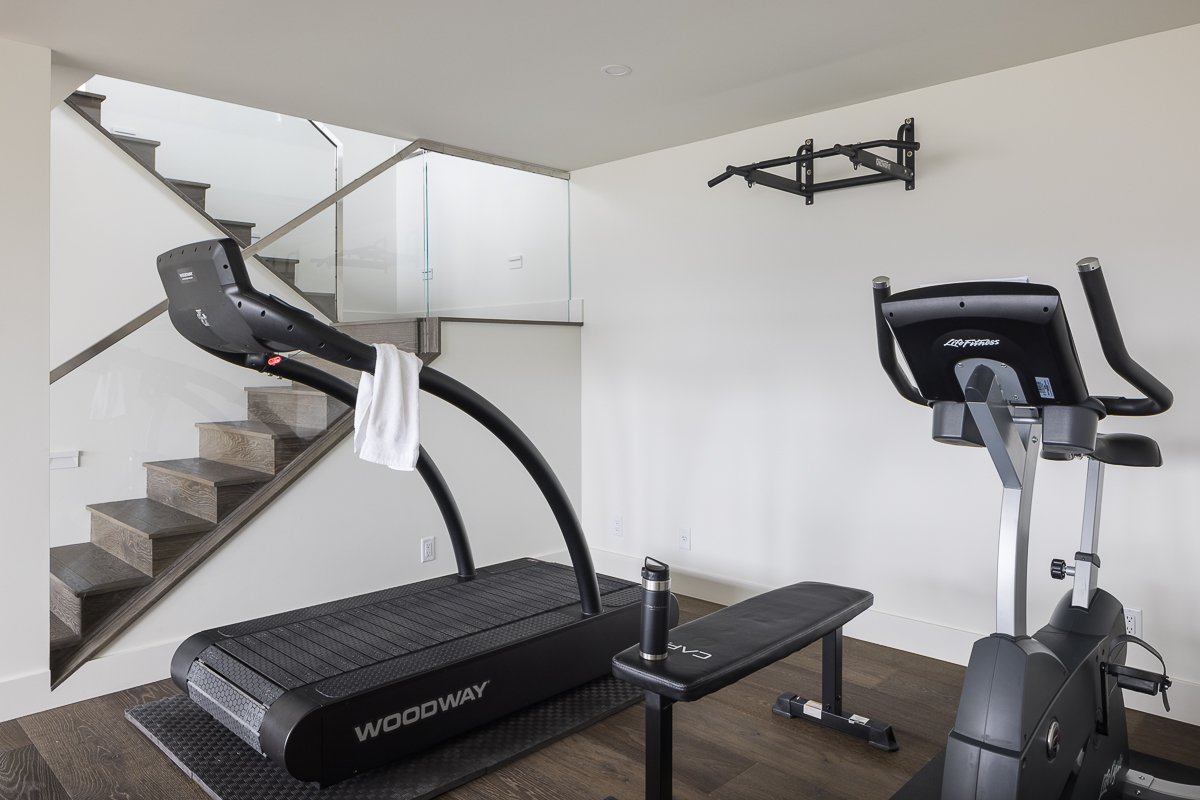 Signal House - Image 9