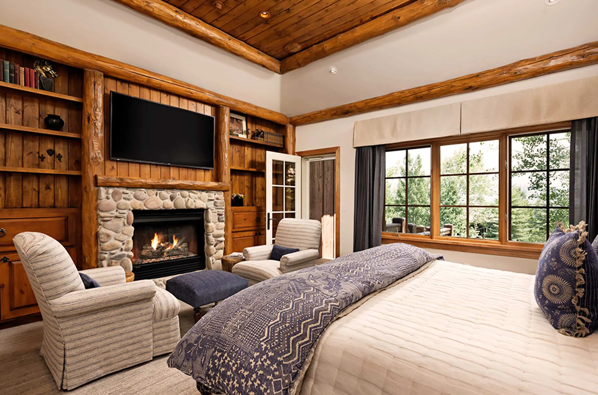 Elk Track Villa - Image 15