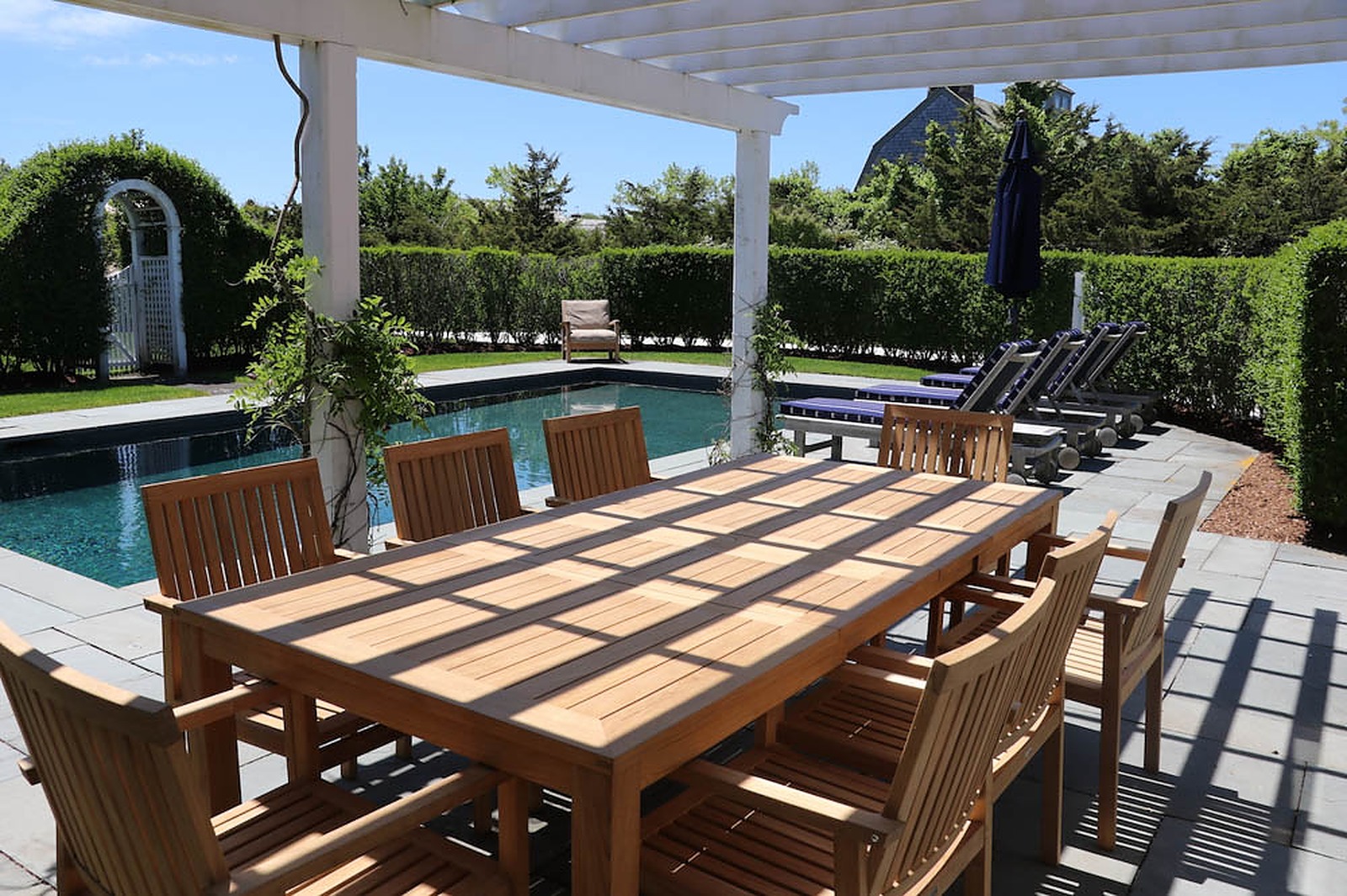 Hedgebury House - Image 5