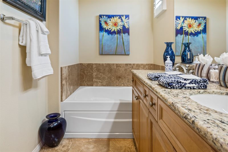 Noelle Home - Image 32