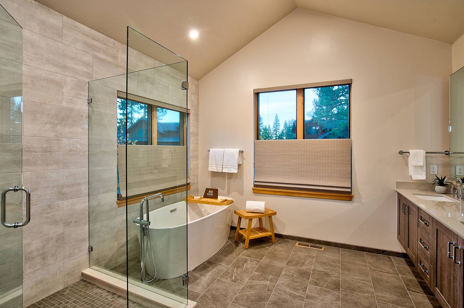 Green House - Image 15