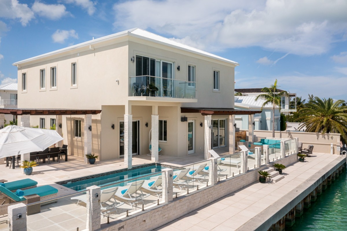 Kira Isle Home - Image 29