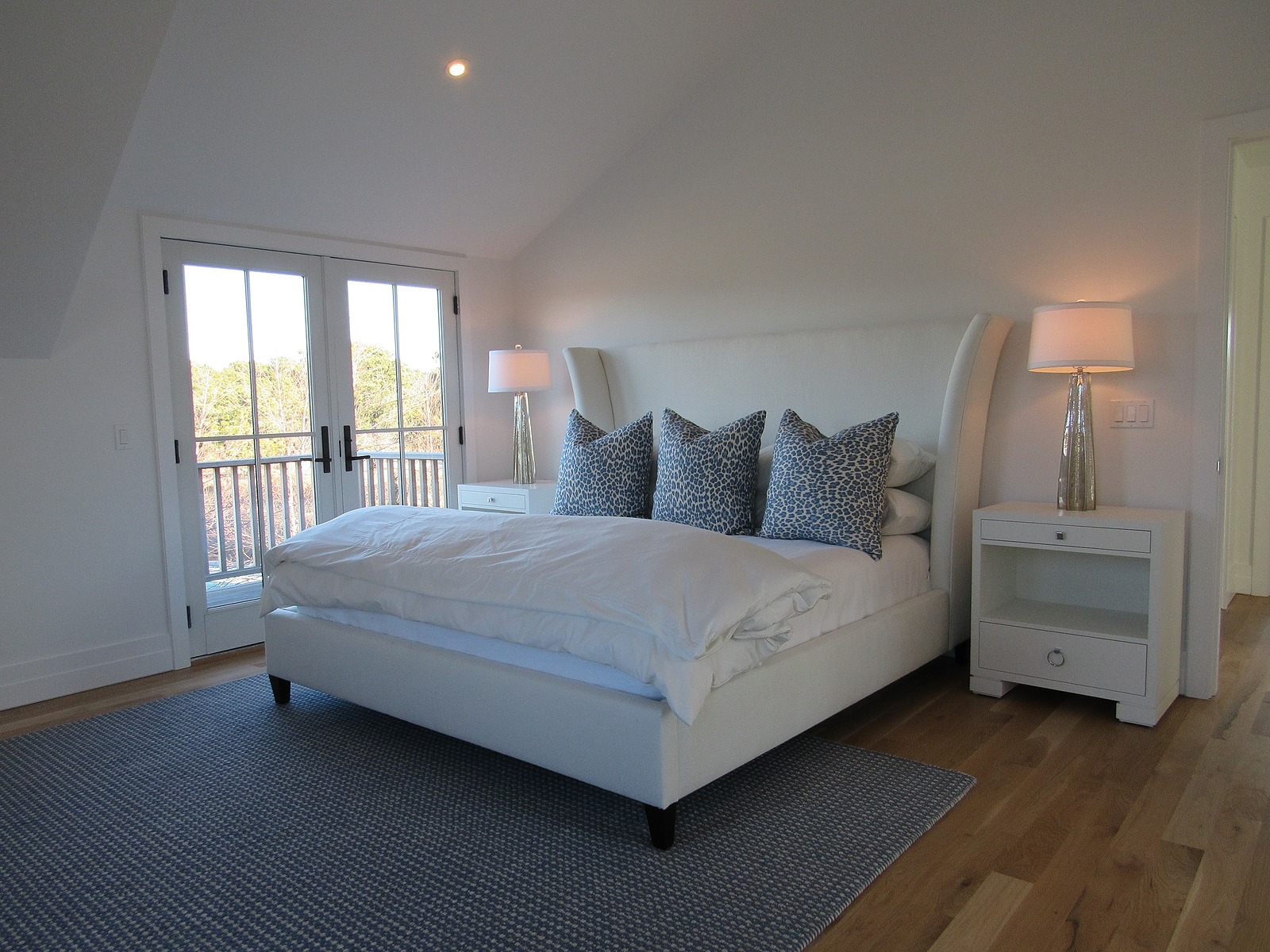 Ellen House - Image 6