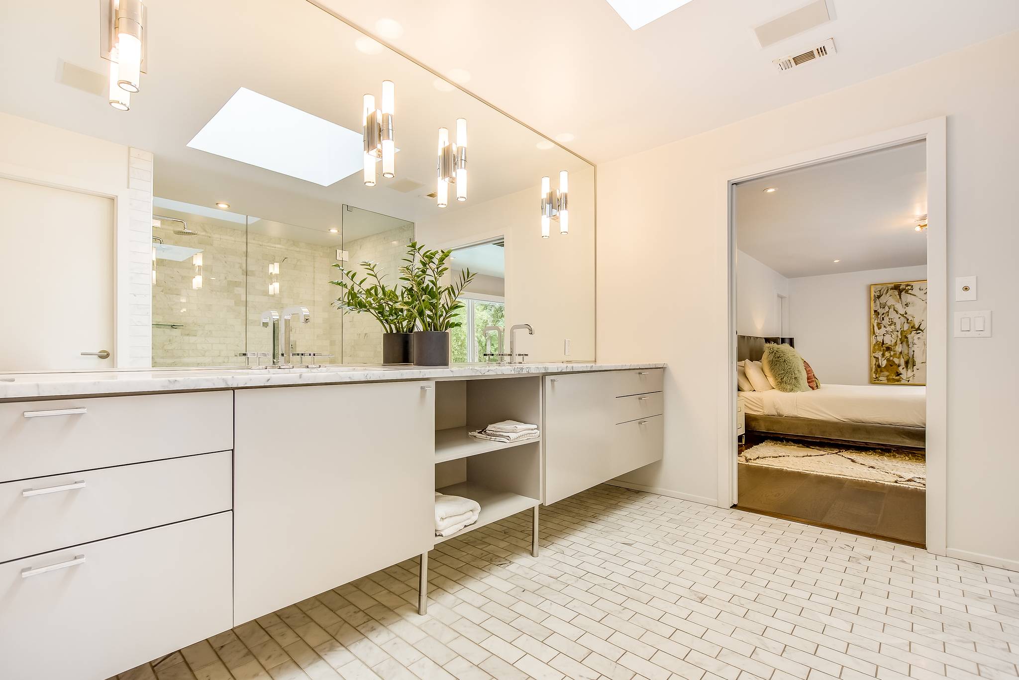 Mills Home - Image 25