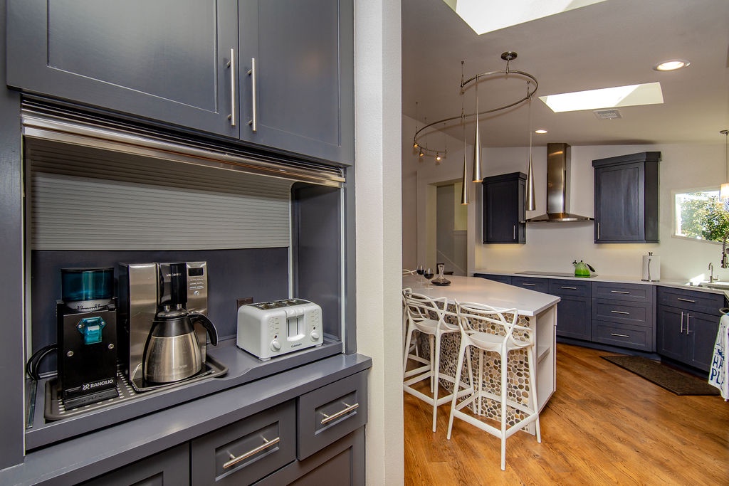 Lakeshore Place - Image 11