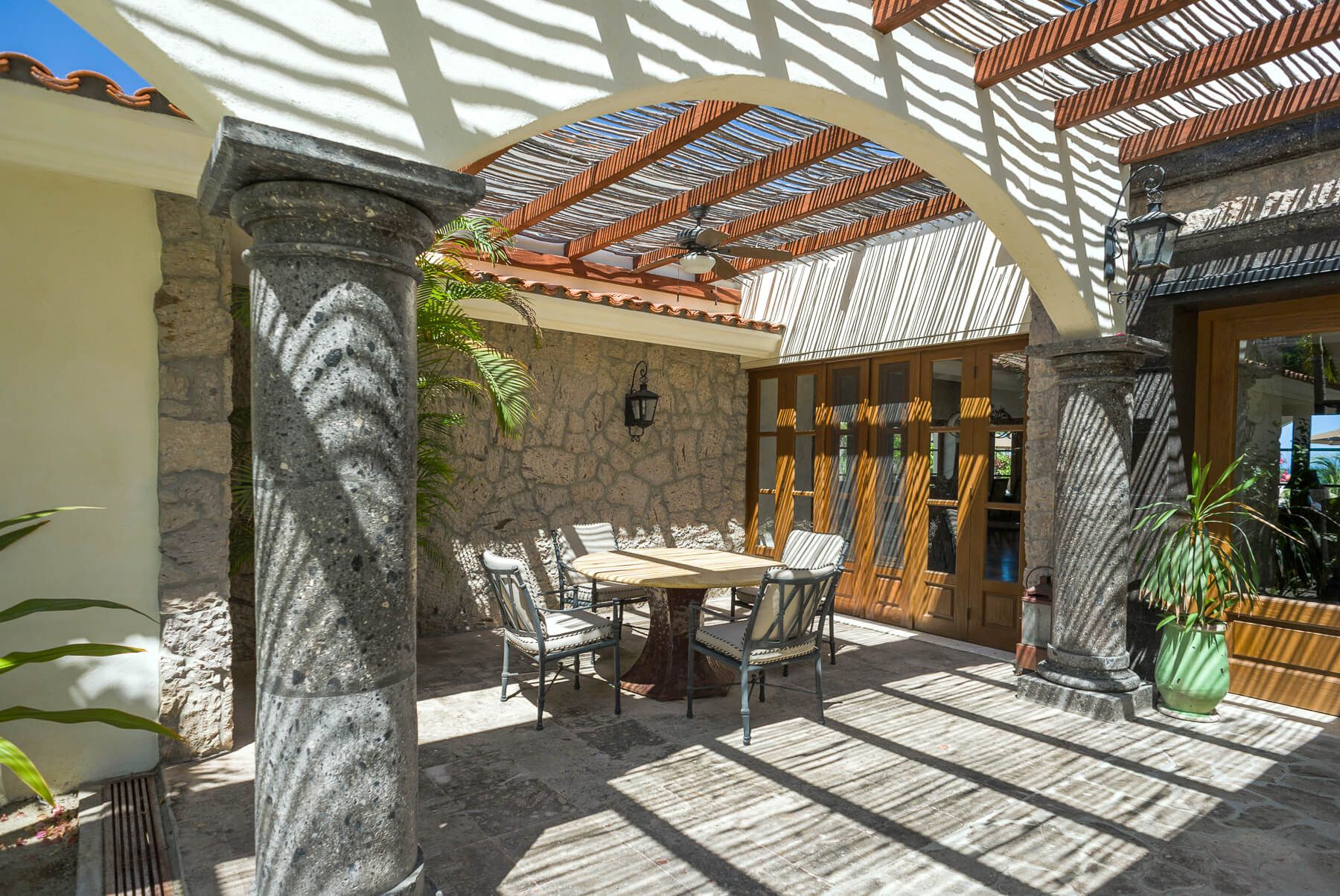 Mariposa Place - Image 15