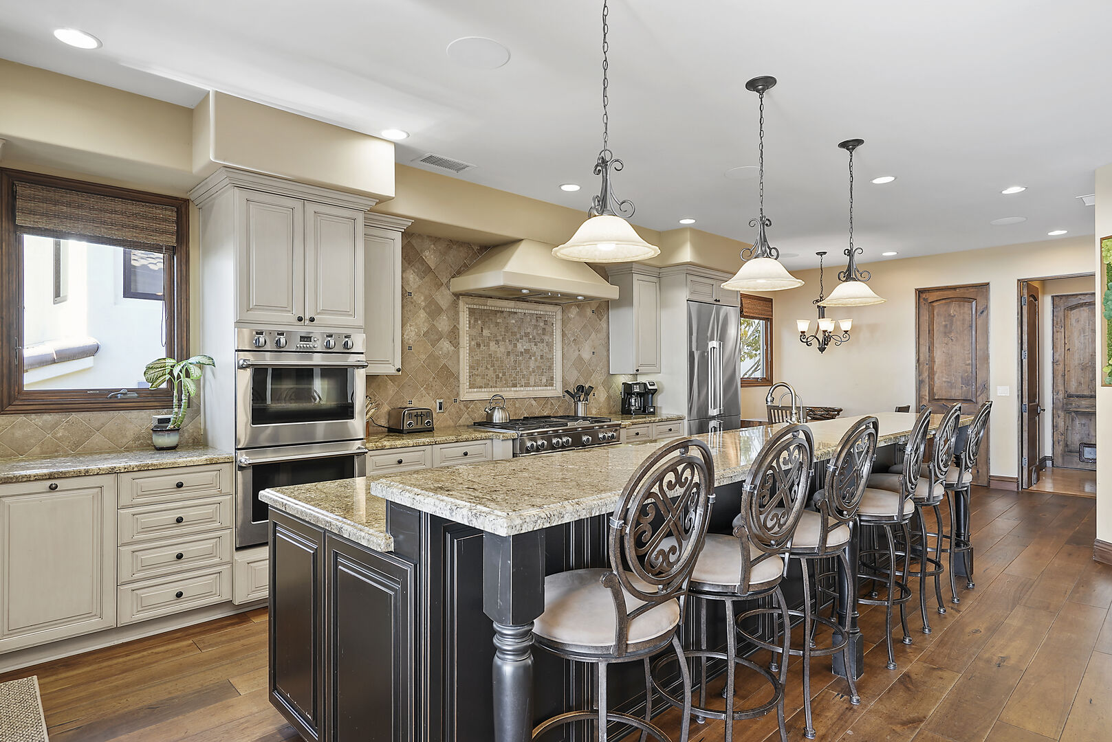 Campana House - Image 13