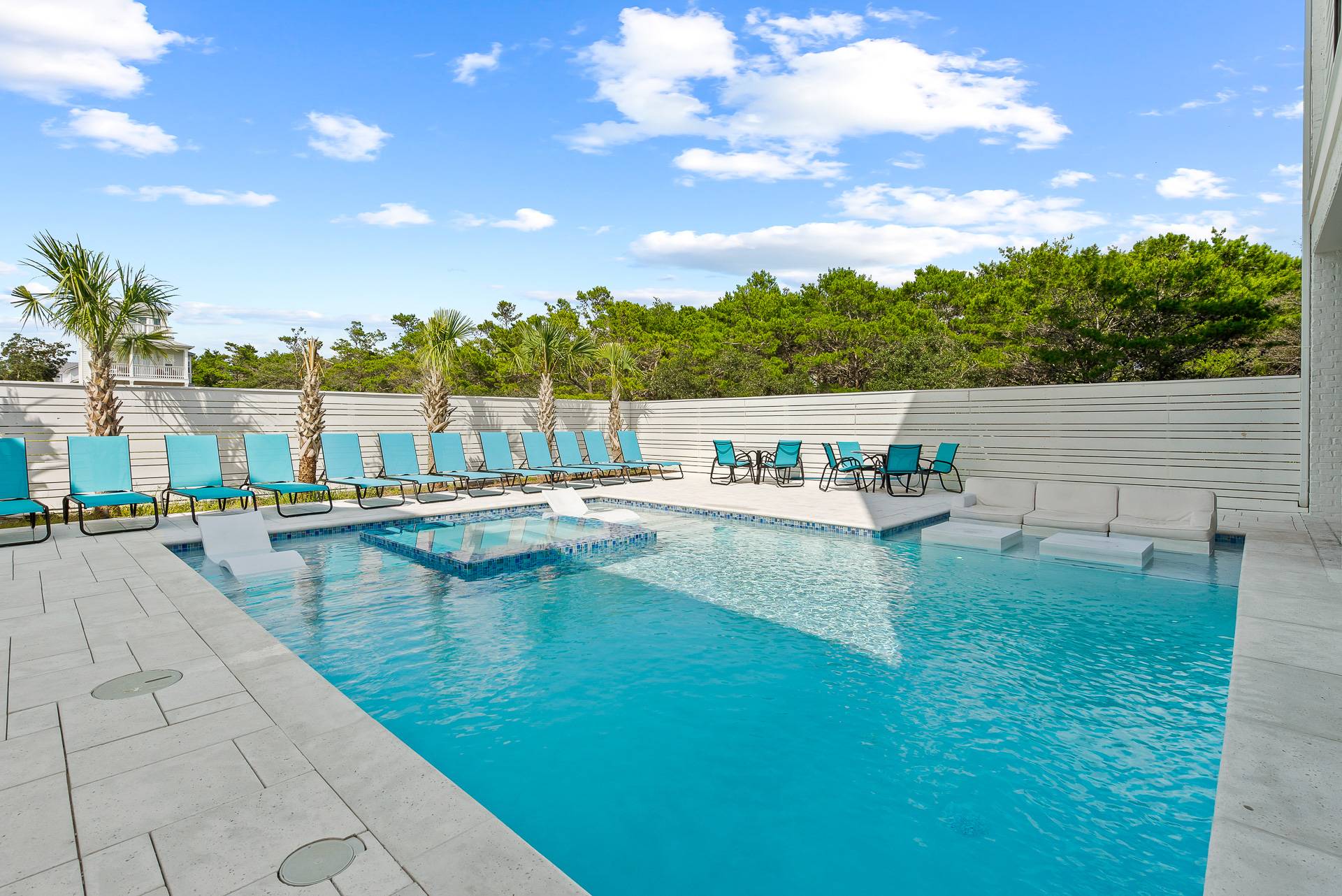 Lantern Manor - Image 70