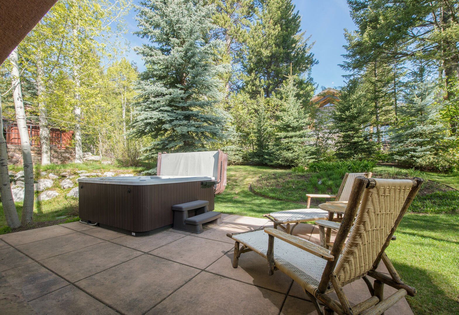 Redtail Home - Image 15