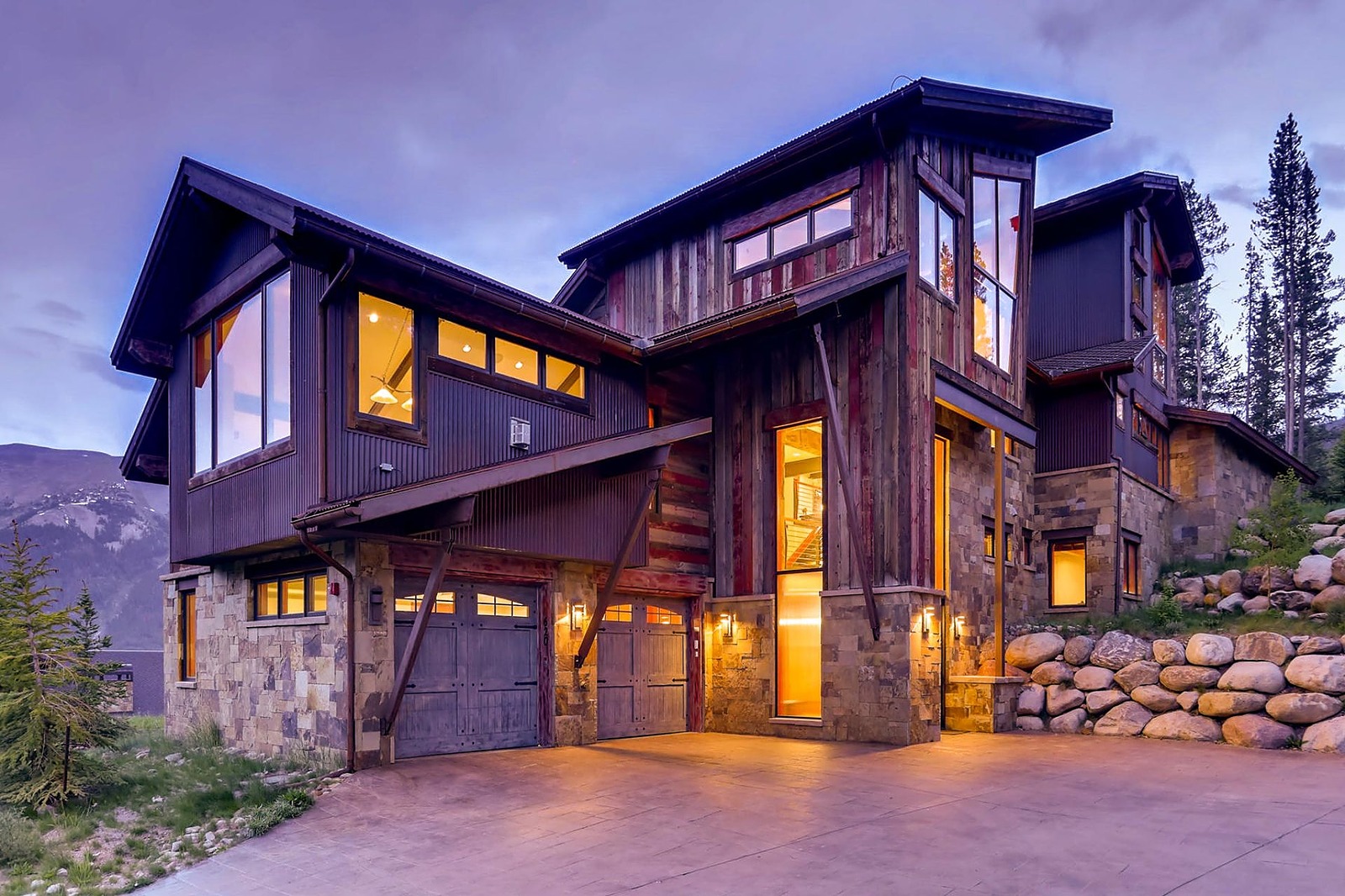 Snow Manor - Image 3