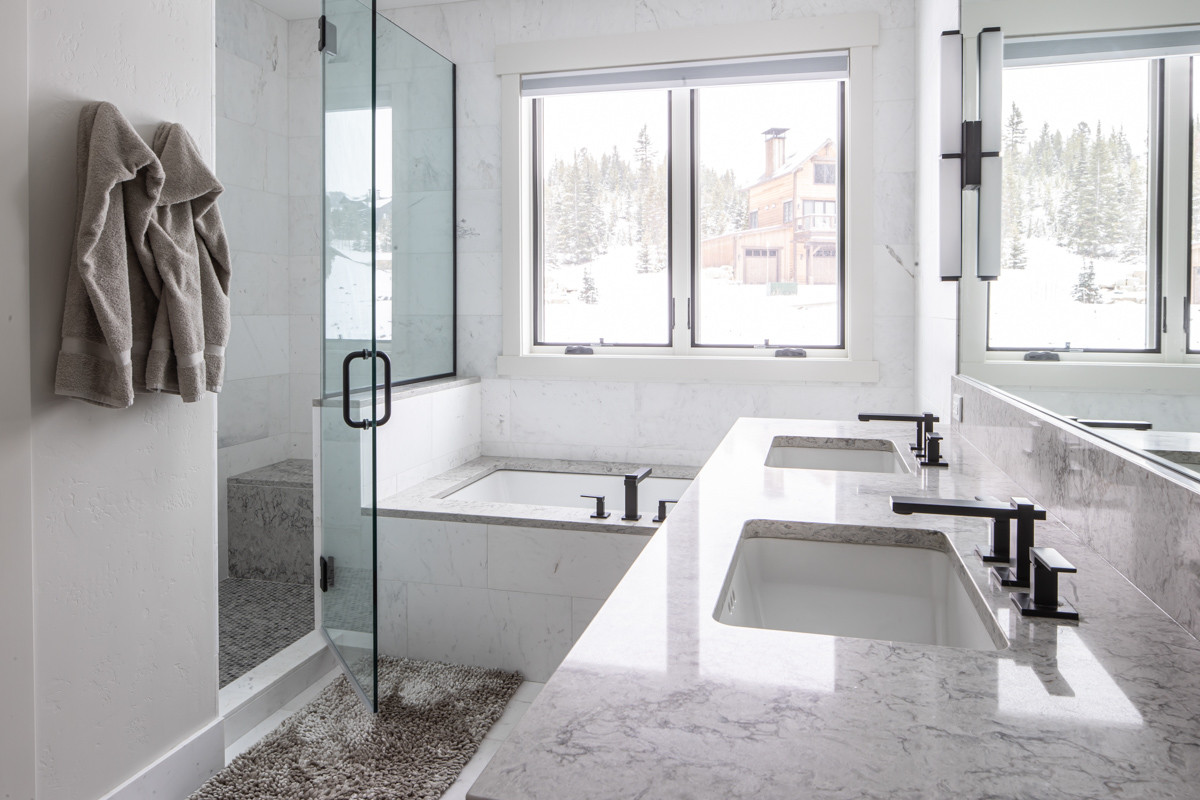 Lone Mountain House - Image 12