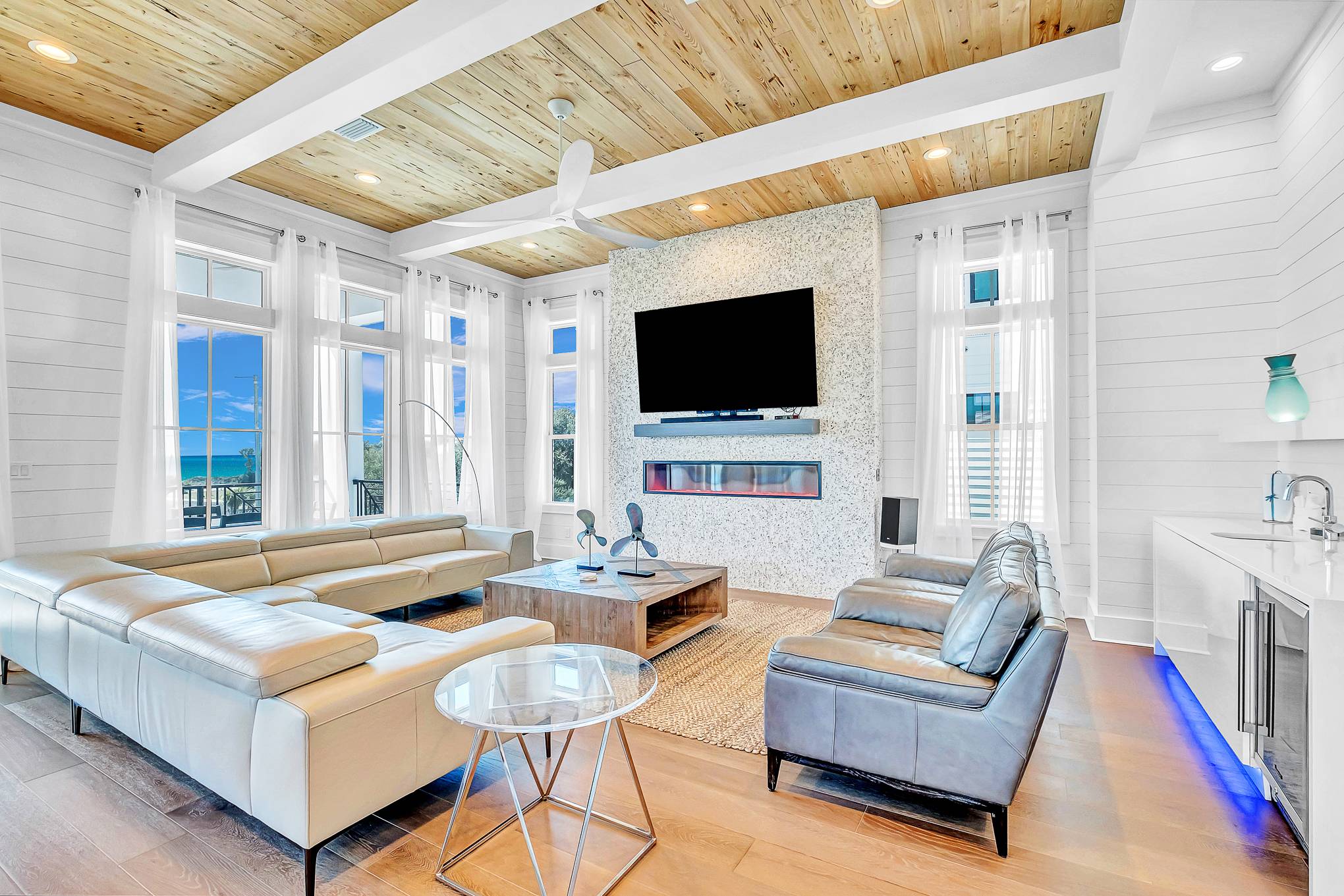 Lantern Manor - Image 7