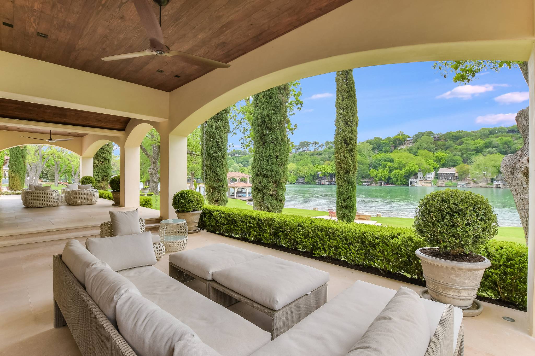 Southern Magnolia Estate - Image 39