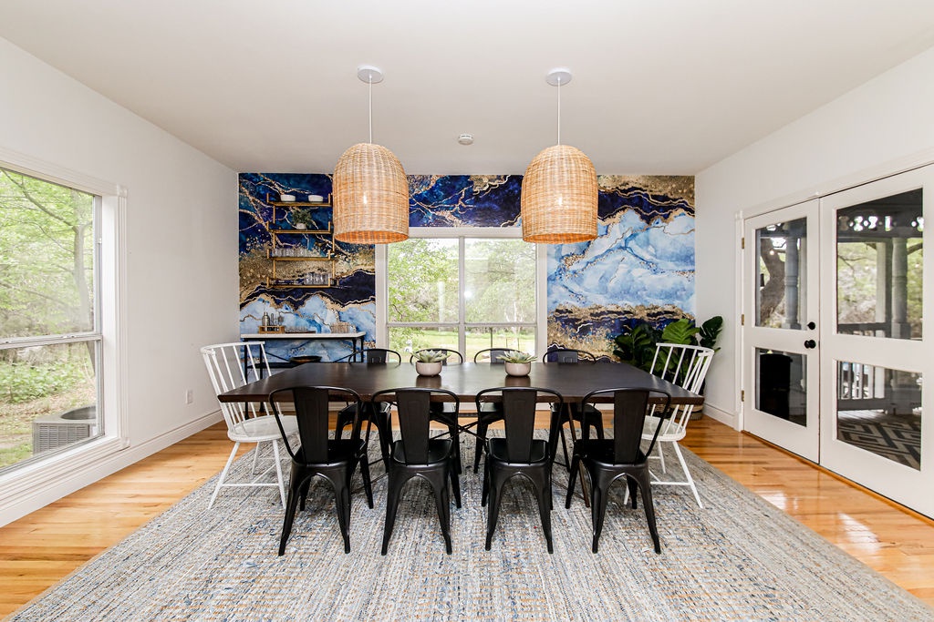 Hideaway Manor - Image 16