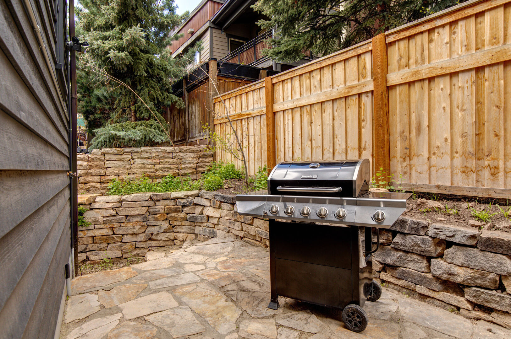 Fredericks Home - Image 35