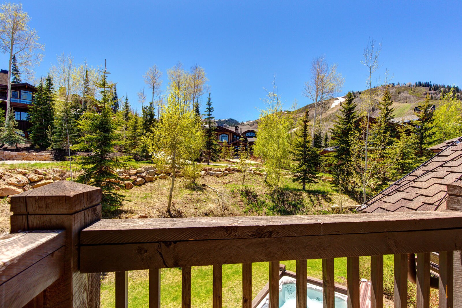 Star House - Image 37