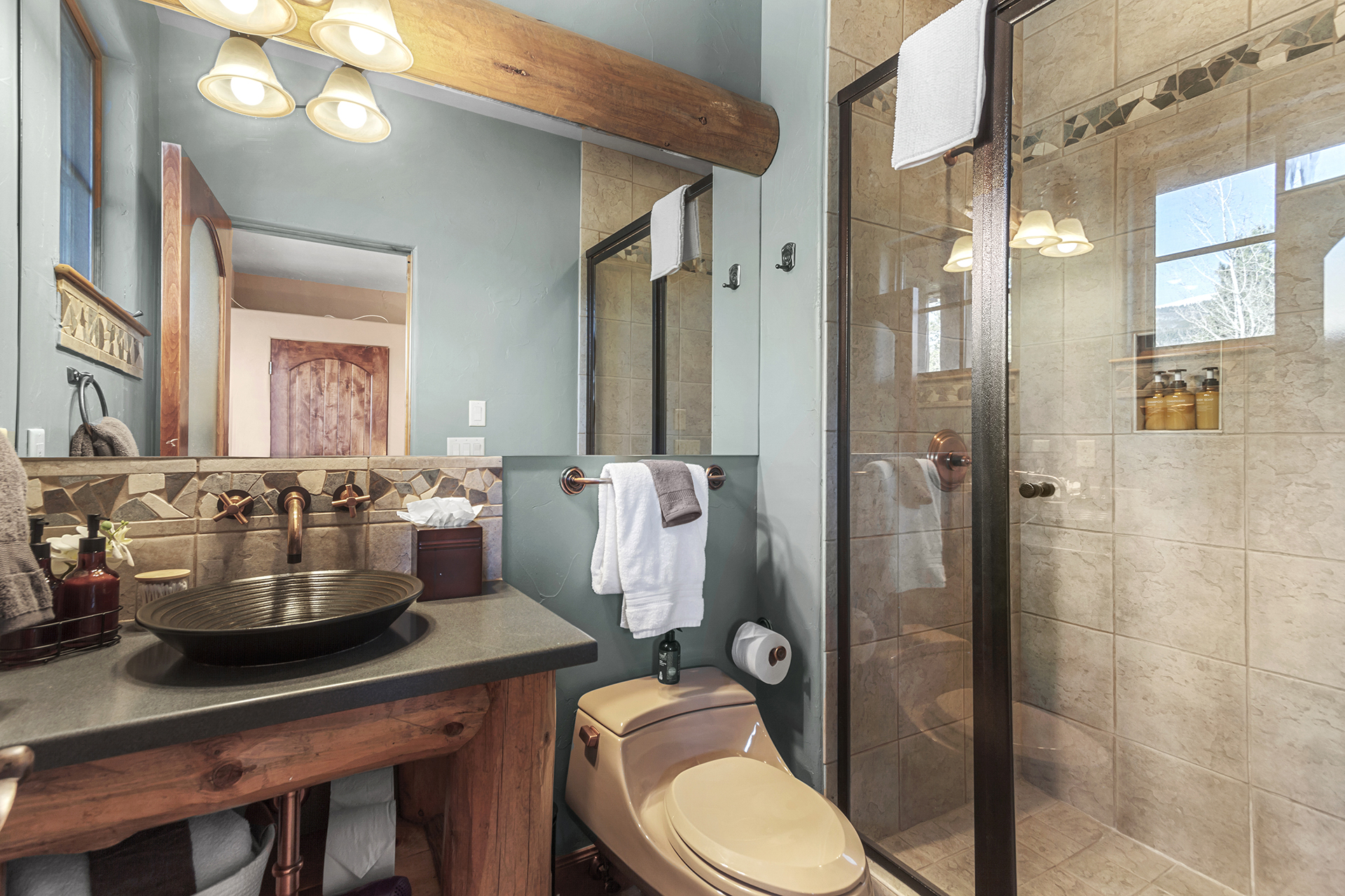 Star Mountain Lodge - Image 39