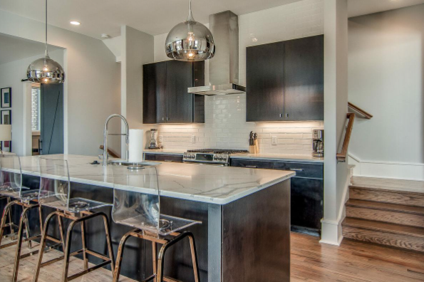 Rosanne Home - Image 2