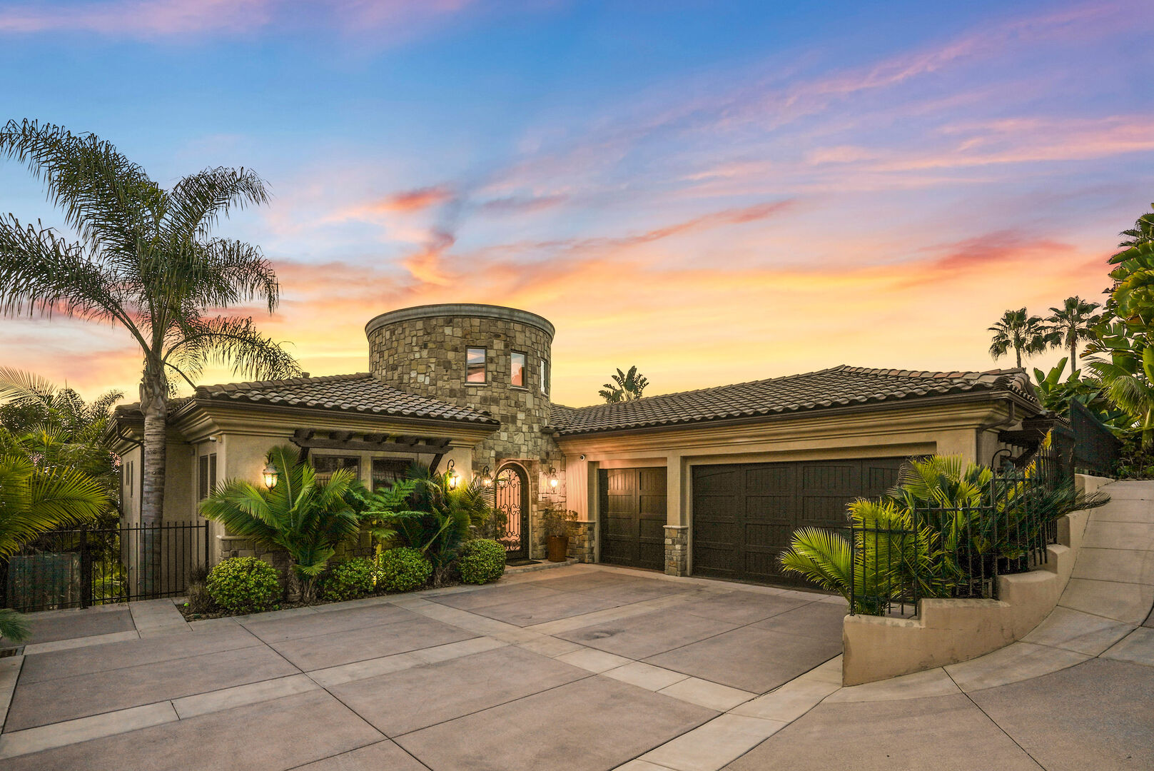 Campana House - Image 42