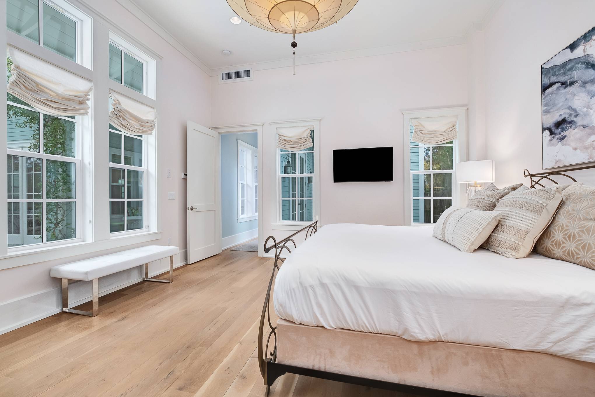 Lakewood House - Image 17