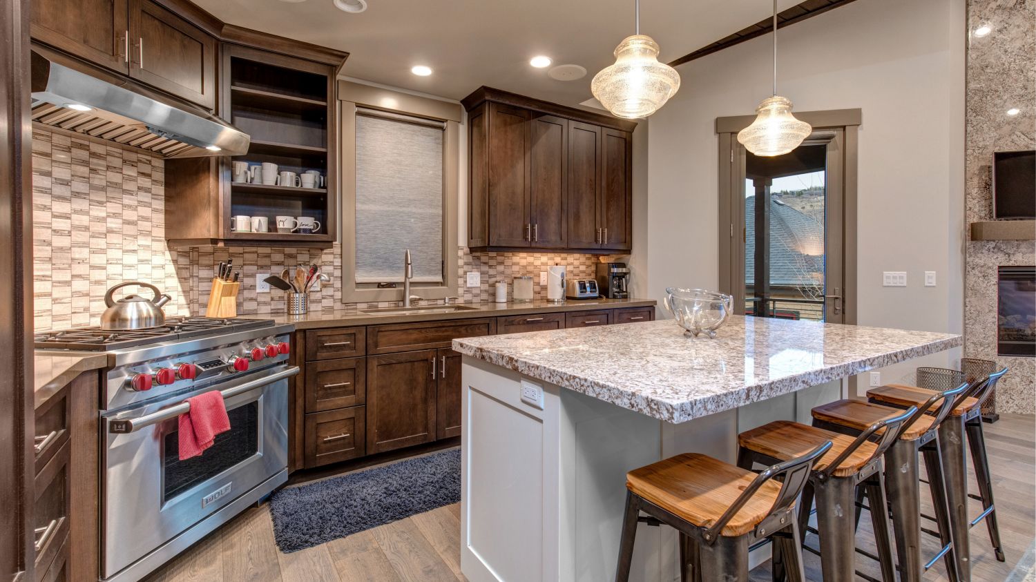 Empire House - Image 5