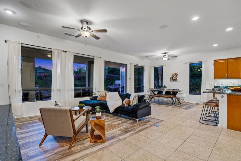 Josefina Villa - Image 4