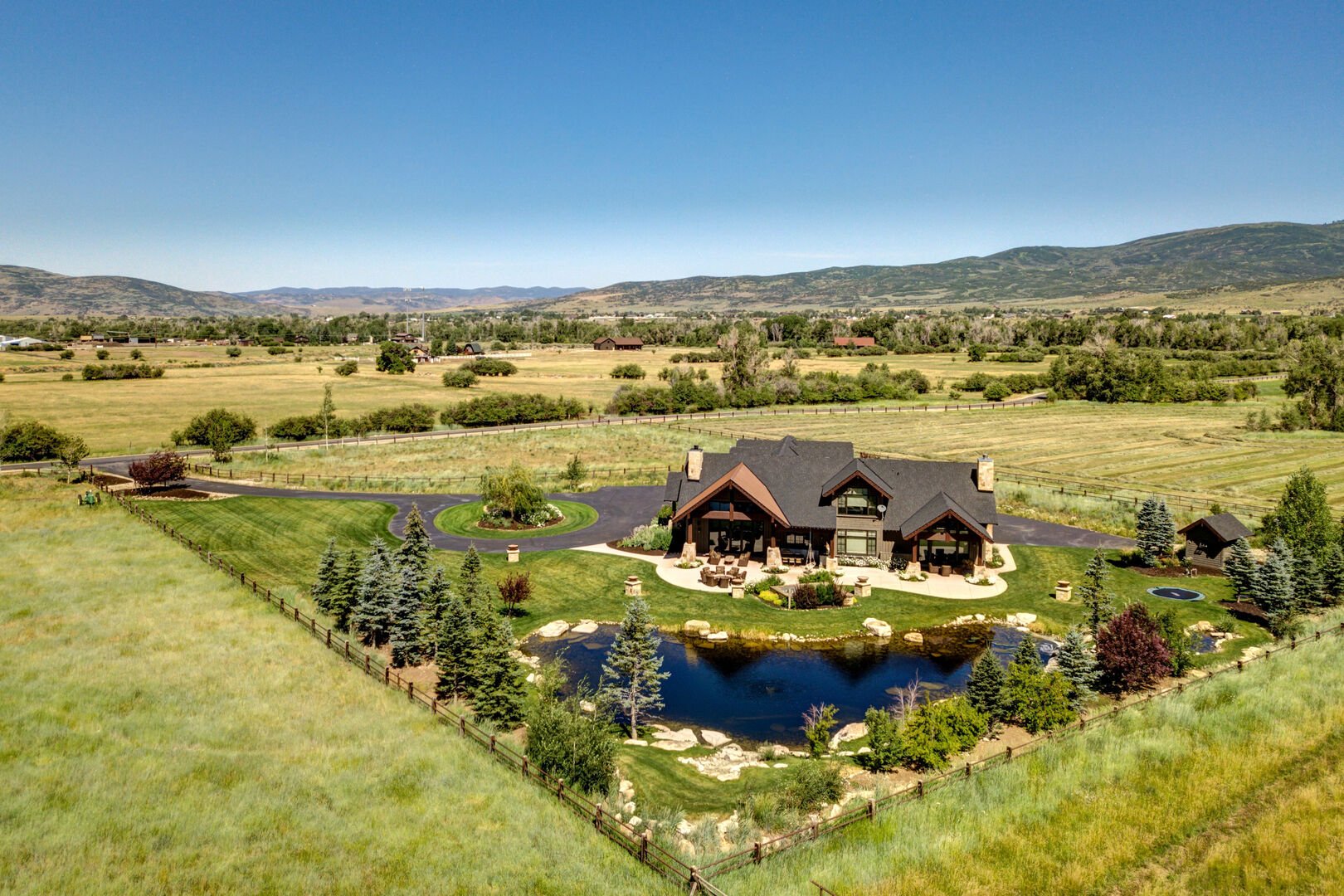 Empire Manor - Image 55