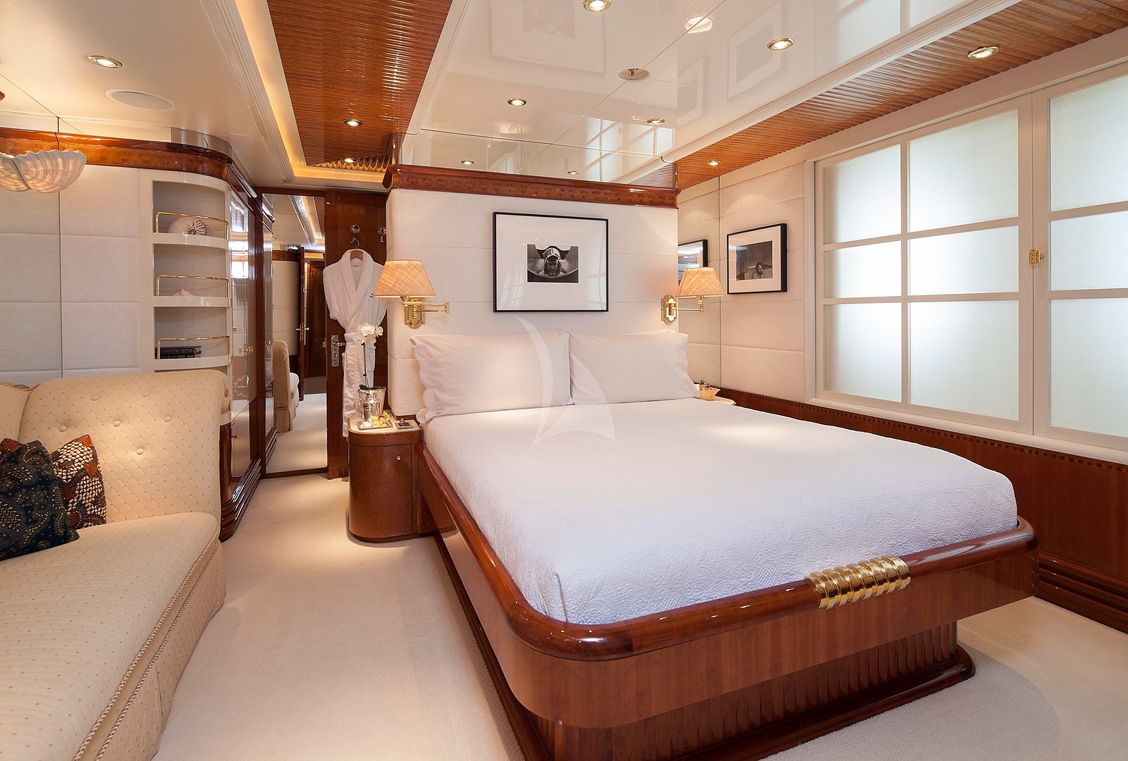 Starfire Yacht - Image 15